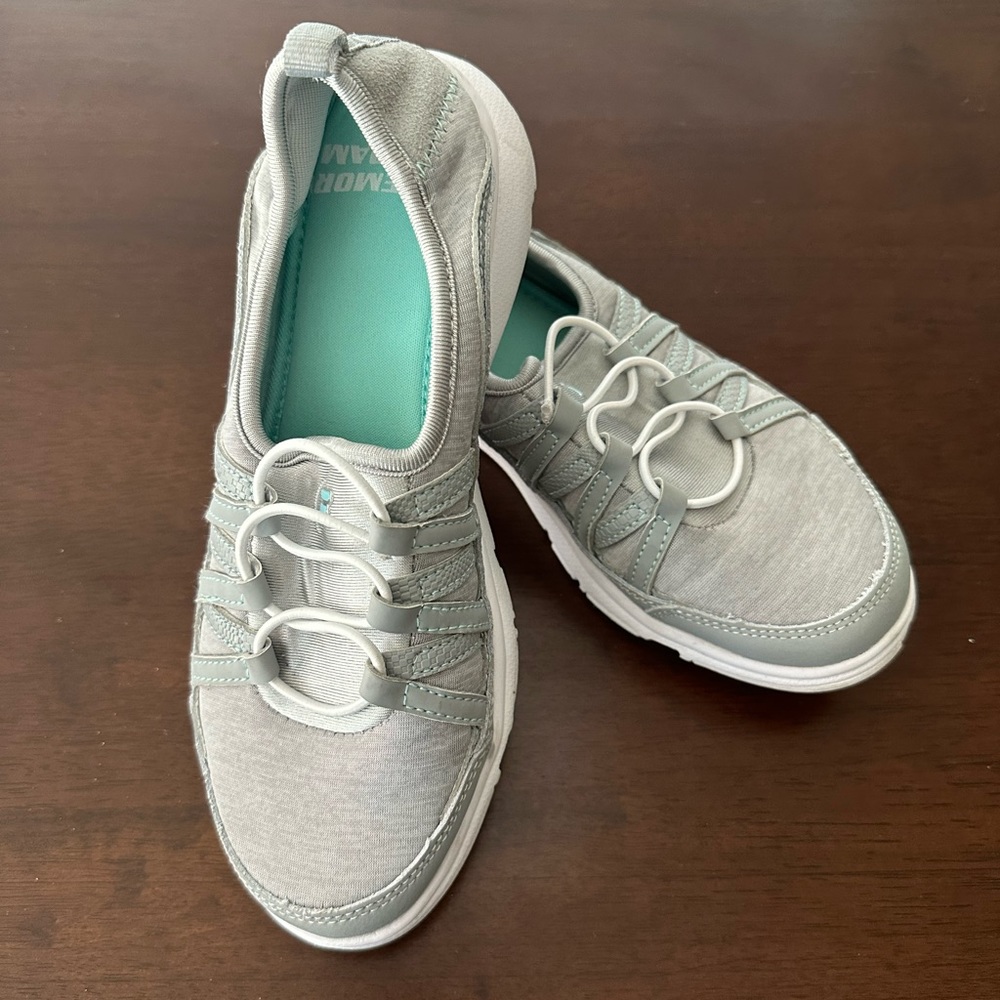 Fila Memory Foam slip on sneakers size 6.5